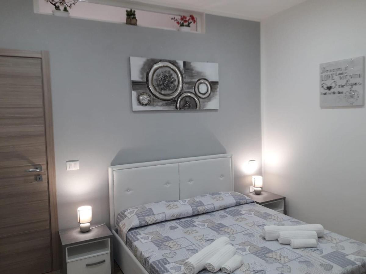 La Piazzetta Della Patrona Apartment Сиракуза Екстериор снимка